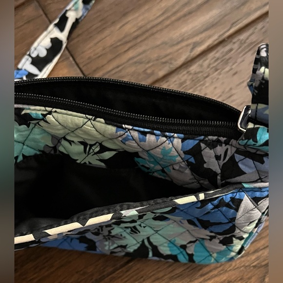 VERA Bradley CROSSBODY Quilted BAG Shoulder - Picture 5 of 16